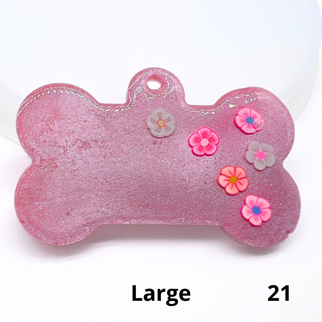 Färdiga Namnbrickor till din hund