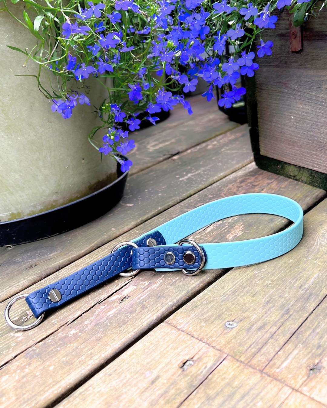 Necklace in Biothane Light Gray &amp; Pastel Blue with silver fittings