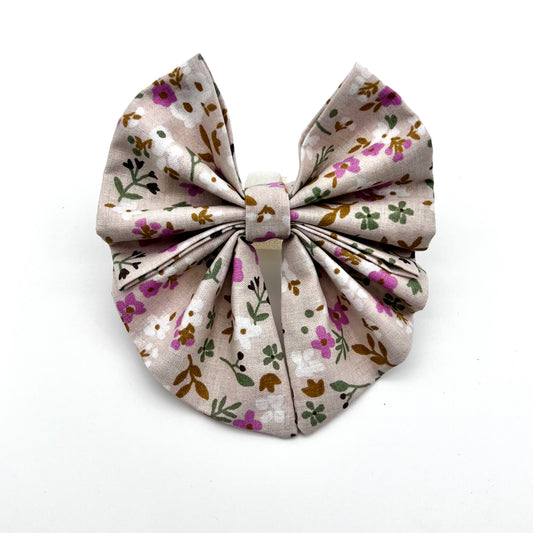 Girl Bow Tie - Rosa små blommor